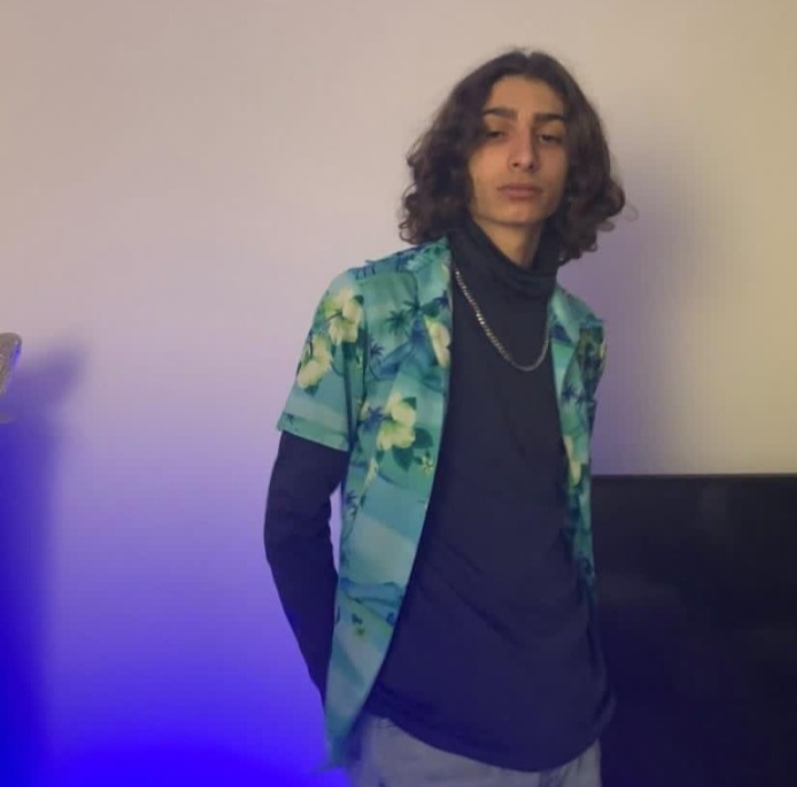 Profilo di Hugues-antoine